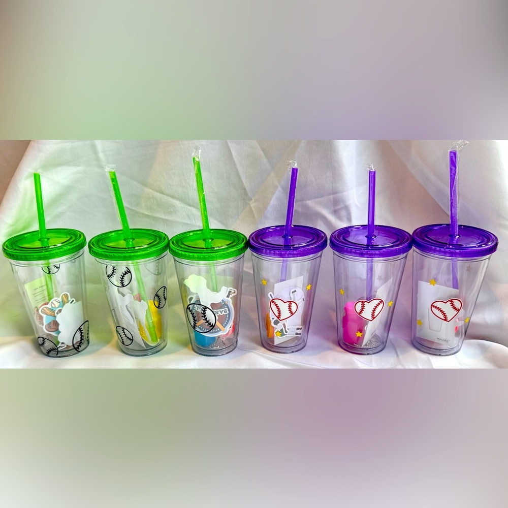 Baseball Party Favors Set of 6 Sports Themed Tumblers with Straws - Picture 1 of 5